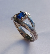 Mokume-gane-ring-saffier-queenelizabeth.jpg