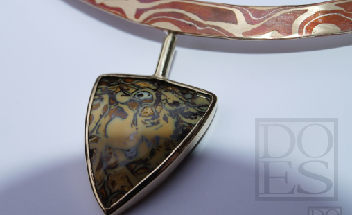 Collier-Papillon-goud-mokume-gane.jpg