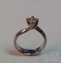 Solitair-ring-whitegold-silver-0,5ctdiamond.jpg