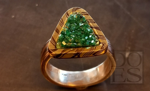 Gouden ring met dioptaas